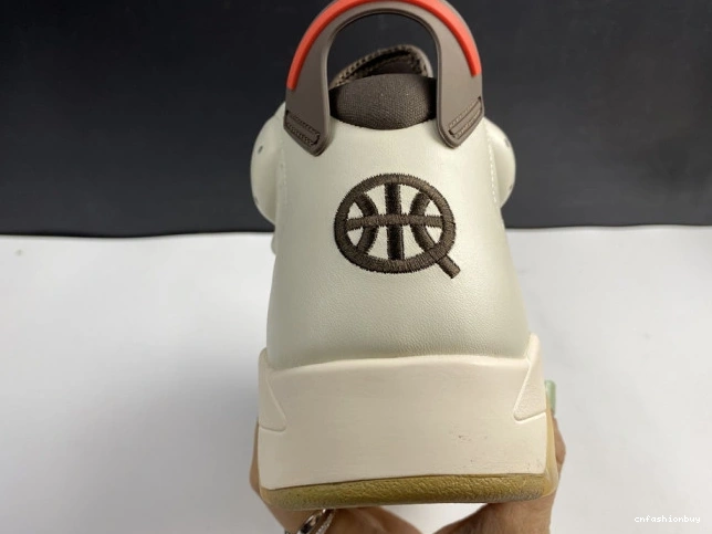 (2020) Jordan AIR CZ4152-100 Quai54 6 Retro Brown Sail 0711